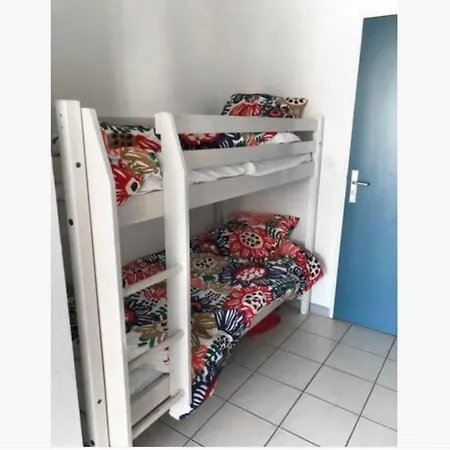 Au Calme Avec Piscine, Face Golf, Parking Gratuit, A Pied A 10mn Centre * Ciboure