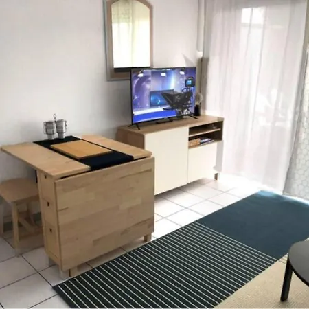 Au Calme Avec Piscine, Face Golf, Parking Gratuit, A Pied A 10mn Centre * Ciboure